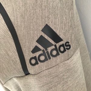 Light Olive Green Hooded Zip Up Sweater/Jacket